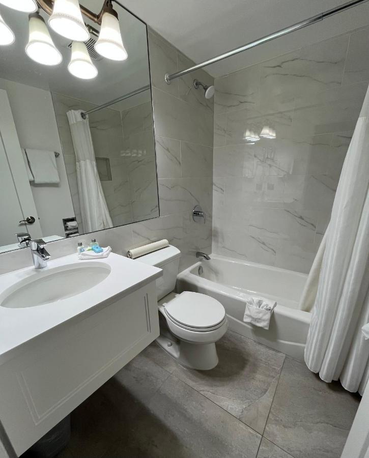 Arbutus Inn Victoria Ngoại thất bức ảnh
