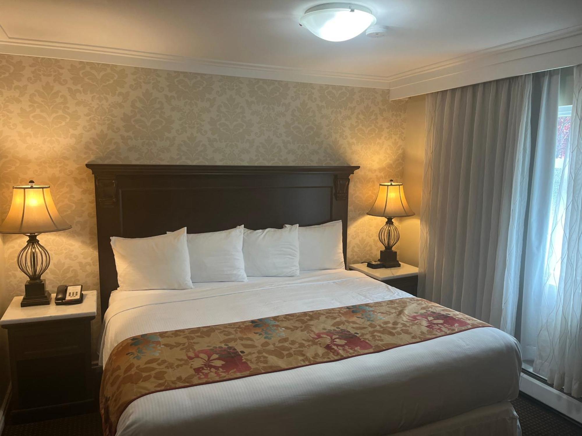 Arbutus Inn Victoria Ngoại thất bức ảnh
