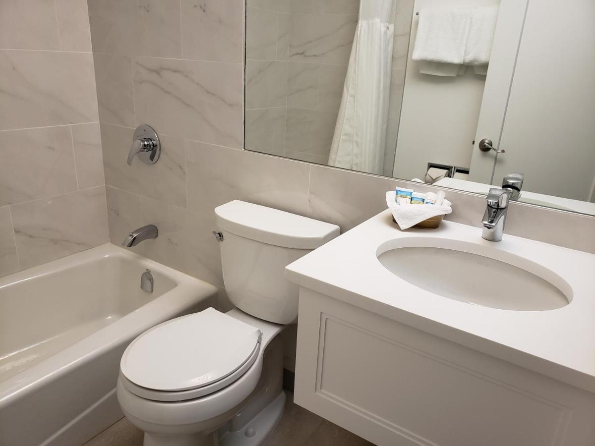 Arbutus Inn Victoria Ngoại thất bức ảnh